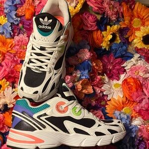 Adidas Women’s Falcon Athletic Shoes – Size 8 – Statement Colorway